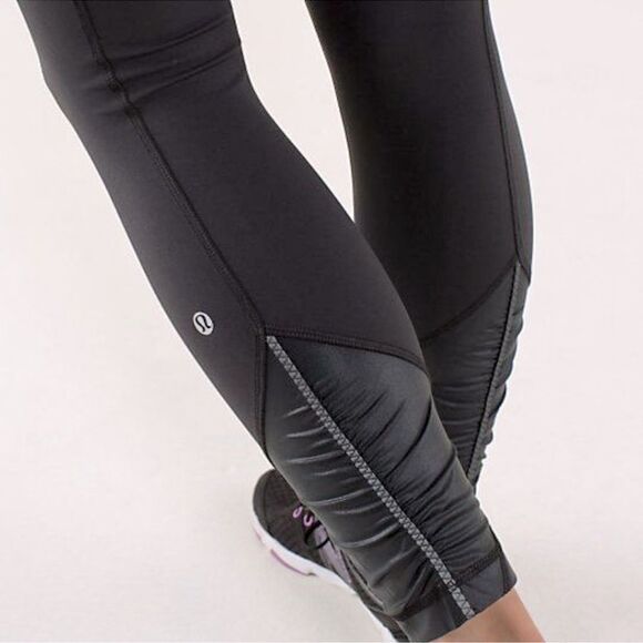 RARE Lululemon Pace Queen Tight Soot coral ruched reflective crop size 4 - Picture 1 of 7